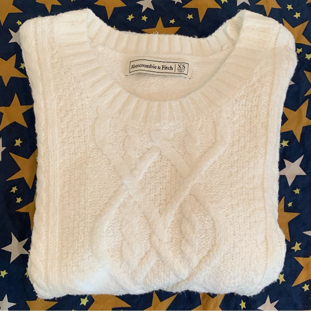 Abercrombie & Fitch Chunky Knit Sweater - Picture 6 of 10